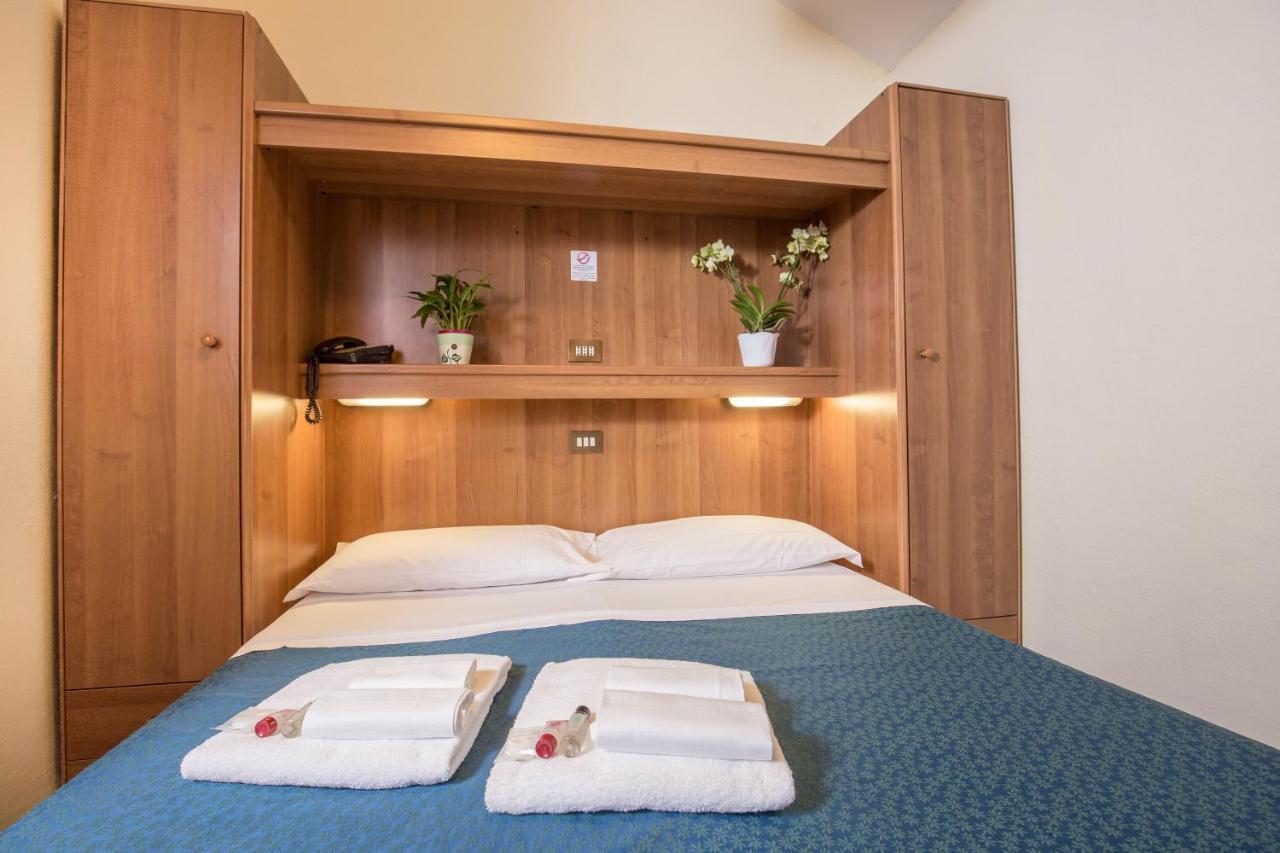 Hotel Trastevere Róma Kültér fotó