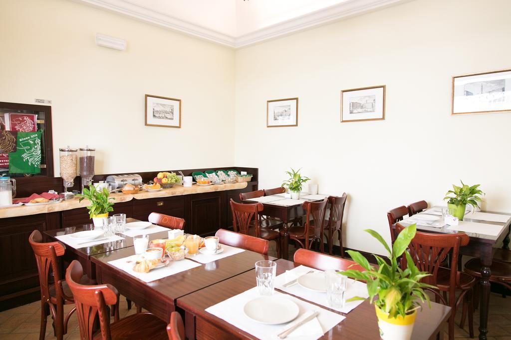 Hotel Trastevere Róma Kültér fotó