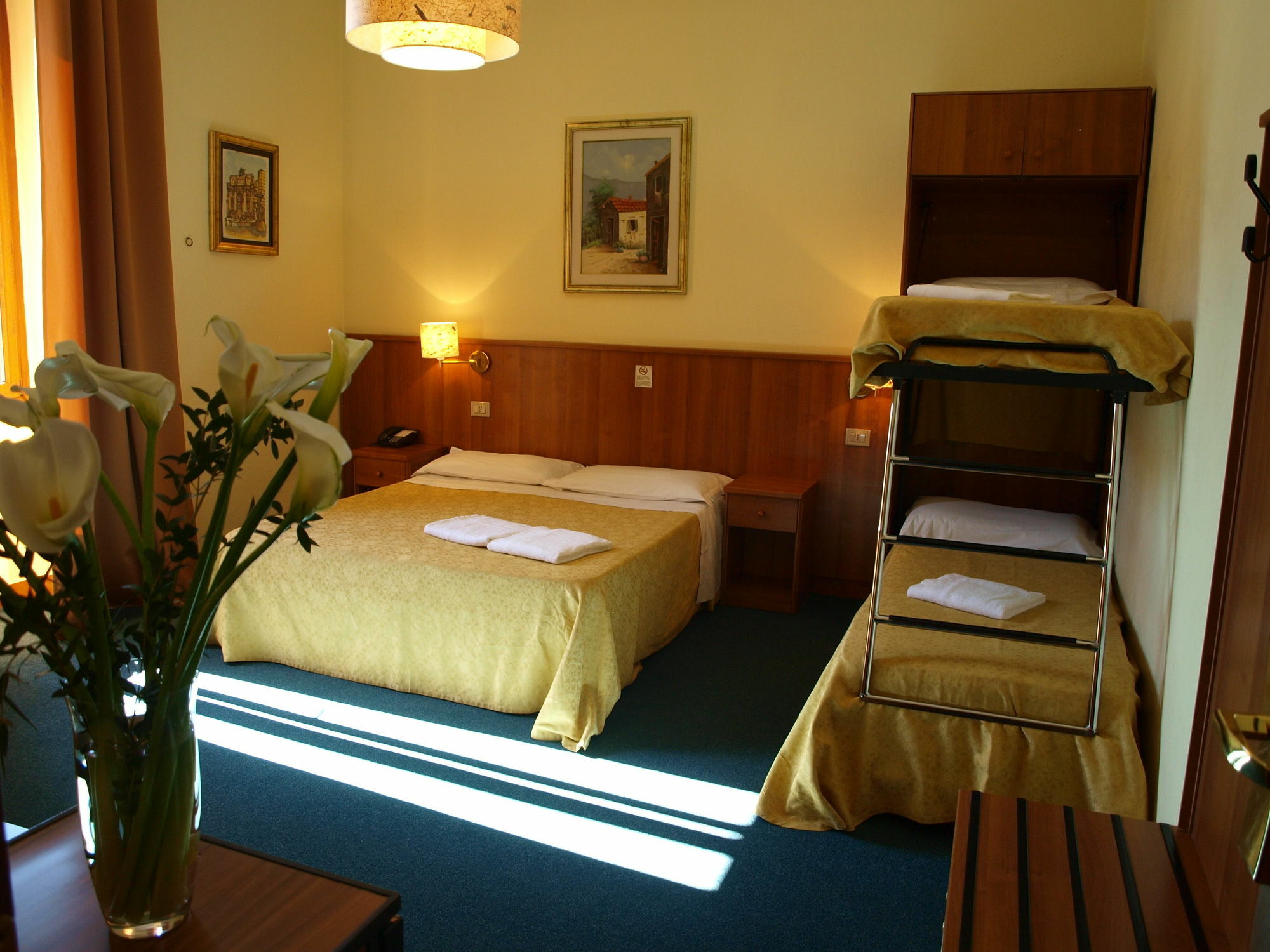 Hotel Trastevere Róma Kültér fotó